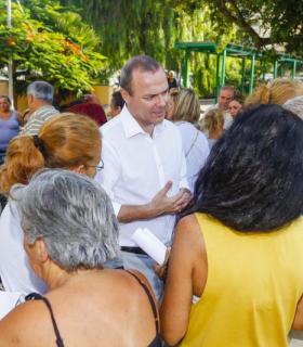 El Alcalde Hidalgo anima a los residentes de Cruz de Piedra a solicitar la Ayuda a la Vivienda Habitual en su recta final. · foto 4
