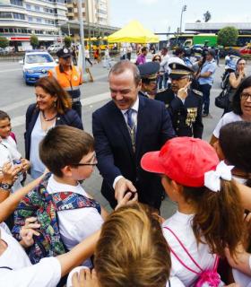 El Ayuntamiento de Las Palmas de Gran Canaria pone en marcha una nueva unidad de la Policía Local para atender a mujeres y menores víctimas de maltrato y a personas en riesgo de exclusión. · foto 7