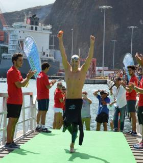 Celebrada la tercera edición deportiva de la travesía a nado Isla de La Palma. · foto 10