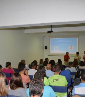 El Cabildo de La Palma y el Real Nuevo Club Náutico comienzan el plan de actividades post veraniegas de la Escuela Insular de Vela. · foto 1