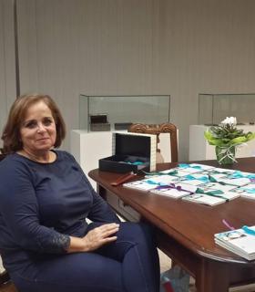 Albertine Orleans cautivó al público con su poemario Regreso a los besos del mar. · foto 9