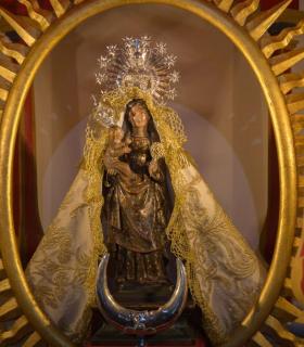 Este viernes se inaugura la exposición sobre la Virgen de Guadalupe en la sede de la UNED en San Sebastián de La Gomera. · foto 1