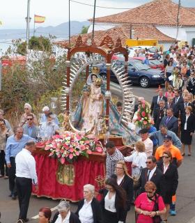 Fiestas de Machado 2016: Misa y procesión de la Virgen del Rosario. · foto 9