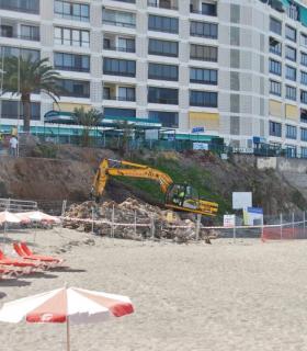 Finalizan las obras de reforma y rehabilitación del muro-mirador de la playa de Patalavaca. · foto 4