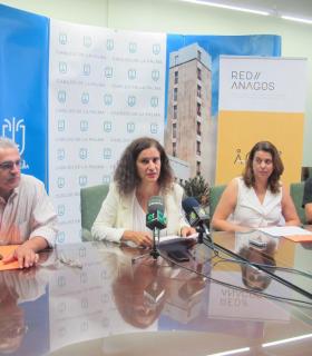 El Cabildo de La Palma apoya la labor de las entidades de inserción social y laboral que trabajan en la Isla. · foto 2