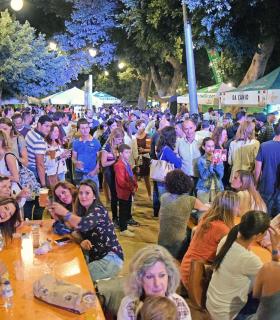 La Beer Festival certifica la pujanza de Santa Cruz de Tenerife como capital del ocio del fin de semana. · foto 2