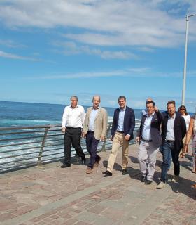 El presidente de Canarias se compromete a incluir las pasarelas peatonales de la IV Fase de la Circunvalación contempladas en el proyecto original. · foto 16