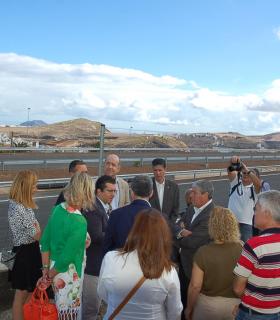 El presidente de Canarias se compromete a incluir las pasarelas peatonales de la IV Fase de la Circunvalación contempladas en el proyecto original. · foto 10