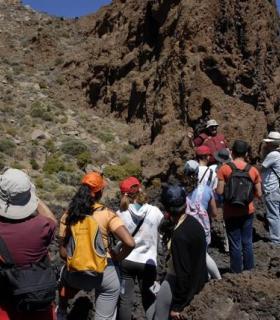 Más de 1.000 alumnos de La Orotava se benefician de las actividades medioambientales organizadas por el CEAM. · foto 6
