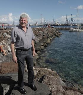 La ciudad de Las Palmas de G.C. despide desde la Avenida Marítima a los más de 70 veleros de la regata ARC Plus. · foto 2