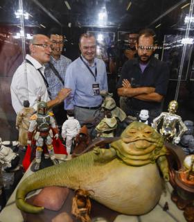 El Alcalde Hidalgo valora el Festival Manga y la Cómic Can como uno de los eventos más importantes de la capital grancanaria al ser capaz de atraer a 20.000 asistentes. · foto 2