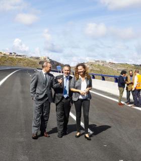 El Alcalde asiste a la finalización de la obra de la IV Fase de la Circunvalación en el tramo del enlace de Las Mesas · foto 7