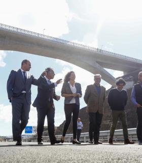 El Alcalde asiste a la finalización de la obra de la IV Fase de la Circunvalación en el tramo del enlace de Las Mesas · foto 5
