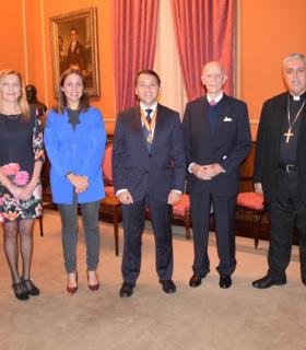 Juan Arencibia de Torres recibe el título de Hijo Adoptivo de Santa Cruz de Tenerife. · foto 1