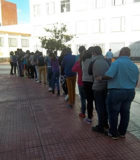 La Consejería de Emergencias del Cabildo de La Palma colabora en un simulacro de incendio con evacuación de alumnado en el IES Eusebio Barreto. · foto 1