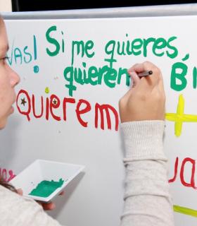 Un mural y la exhibición del concurso de cortos concluyen un mes de actos contra la violencia de género en Mogán. · foto 1