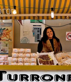 Mercadillo Navideño y Feria de Artesanía en el Mercado Municipal de Tacoronte. 17 de diciembre de 2016 · foto 56