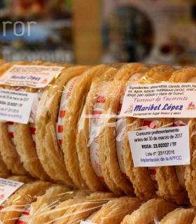 Mercadillo Navideño y Feria de Artesanía en el Mercado Municipal de Tacoronte. 17 de diciembre de 2016 · foto 57