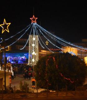 La Navidad ilumina La Esperanza. · foto 3