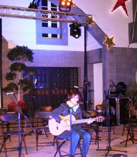 Granadilla de Abona ilumina la Navidad con la música de artistas del municipio. · foto 6