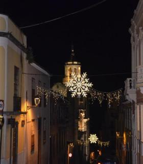 La Orotava luce mágica con su ornamentación navideña. · foto 9