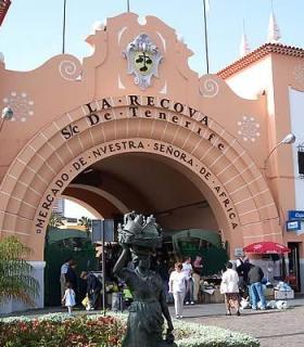 El Mercado Nuestra Señora de África dará la bienvenida a la Navidad la noche del lunes. · foto 1