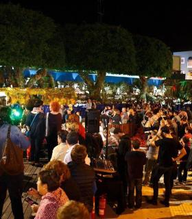 La apertura del Belén Municipal de Candelaria marca el inicio de los actos navideños. · foto 3