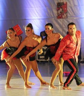 El Festival de Navidad de Danza en Tías se llena un año más de público, arte y solidaridad. · foto 5