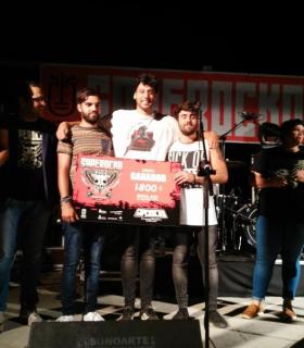 El grupo Killing Pete gana la quinta edición del certamen de música joven Saperocko. · foto 1