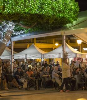 La Zona Comercial Abierta de Playa de Mogán se llena de tradición, color y ambiente con su Mercado de Tradiciones. · foto 2