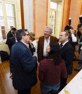 Desayuno navideño del Ayuntamiento de Las Palmas de Gran Canaria con los medios de comunicación celebrado hoy. · foto 2