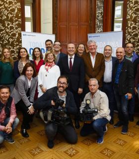 Desayuno navideño del Ayuntamiento de Las Palmas de Gran Canaria con los medios de comunicación celebrado hoy. · foto 5