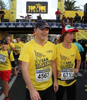 El Alcalde Hidalgo valora la HPS San Silvestre, la cuarta más numerosa de España, como uno de los eventos más destacados de promoción de la ciudad. · foto 6