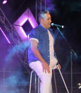 La joven Cristina Morales se proclama vencedora del XII Festival de la Canción Playa de la Cebada. · foto 3