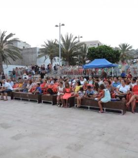 Sole Giménez y los parranderos ponen el broche de oro a la Semana Cultural Playa de la Cebada. · foto 8