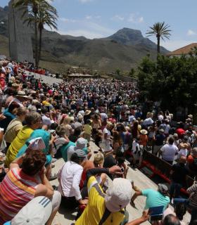 Más de un millón de personas siguieron en algún momento La Pasión de Adeje a través de la pequeña pantalla. · foto 2