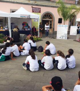 El Gobierno de Telde recupera tras varios años la celebración de la Feria del Libro. · foto 3