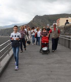 Ayer, jueves 20 de abril, se inauguró -despues de varios años de retraso- la nueva playa de Santa Cruz de La Palma. · foto 3