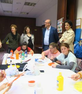 El Cabildo valora la extraordinaria labor del Centro Rehabilitador de Niños Especiales de La Palma. · foto 1
