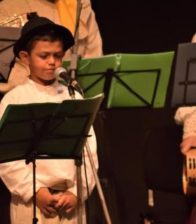 La Rondalla Entre Edades y el grupo de baile El Candil celebraron su 5º aniversario · foto 10