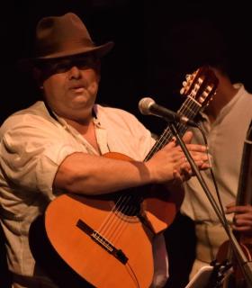 La Rondalla Entre Edades y el grupo de baile El Candil celebraron su 5º aniversario · foto 4