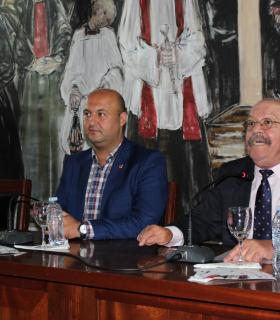 Los cuatro siglos de historia de Chimiche son recogidos en una publicación. · foto 3