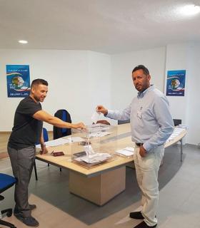Adeje acogió la única mesa de Canarias para las elecciones argelinas. · foto 2