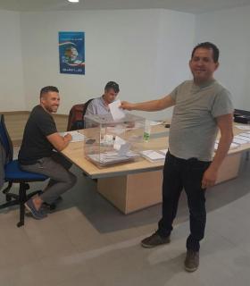 Adeje acogió la única mesa de Canarias para las elecciones argelinas. · foto 1