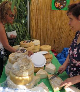 El 40 cumpleaños de la Fiesta del Queso celebrada hoy en Montaña Alta, en las medianías Guienses, superó todas las expectativas. · foto 6