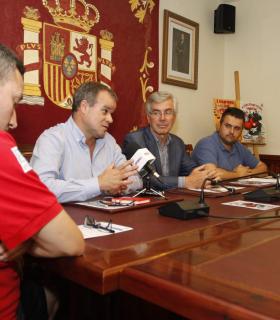 El Club Baloncesto Tacoronte presenta su campus de verano y un nuevo torneo. · foto 3