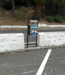 El municipio de Icod de los Vinos comienza a dotar de papeleras a todos sus núcleos de población. · foto 1
