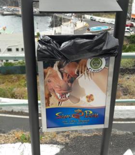 El municipio de Icod de los Vinos comienza a dotar de papeleras a todos sus núcleos de población. · foto 3