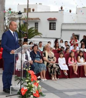 El arte centenario de las danzas rituales del municipio granadillero, pregonero de las fiestas mayores de San Antonio de Padua. · foto 1