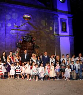 El arte centenario de las danzas rituales del municipio granadillero, pregonero de las fiestas mayores de San Antonio de Padua. · foto 4